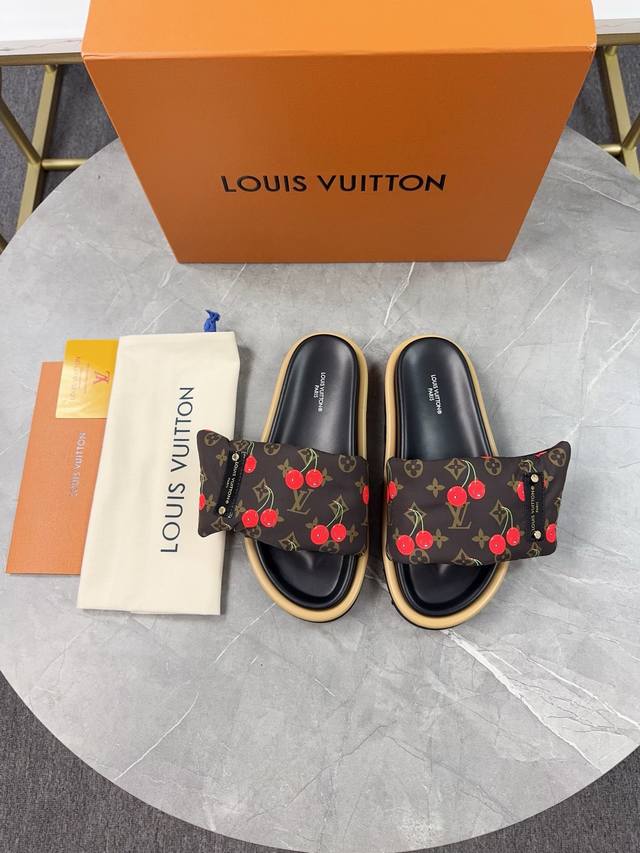 Factory: Lv Tuolu brand L's popular embossed logo sandals This Pool Pillow Comf