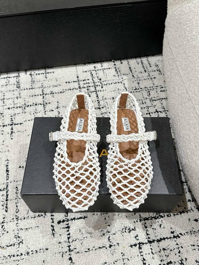 Alaia Alaia 25 Spring and Summer's latest hollow woven shoes The king of tailori