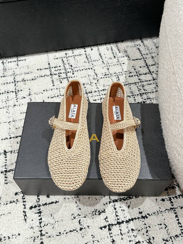 Alaia Alaia 25 Spring and Summer's latest woven ballet flats The king of tailori