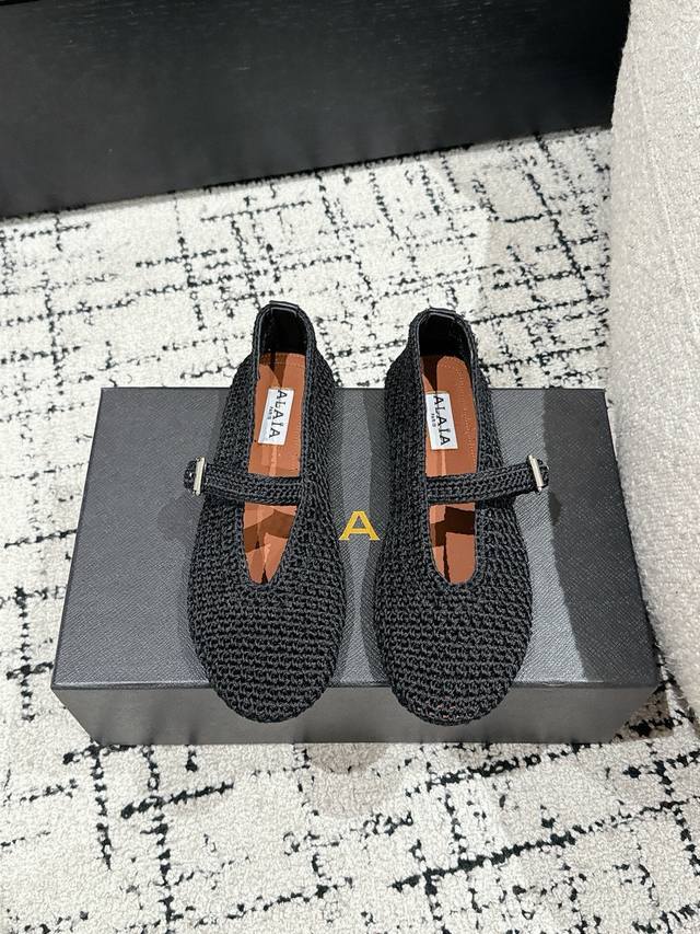 Alaia Alaia 25 Spring and Summer's latest woven ballet flats The king of tailori