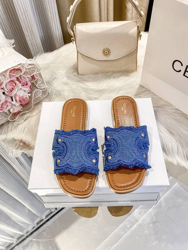 Factory: Celine has new flat slippers. The new series of flat slippers are hot