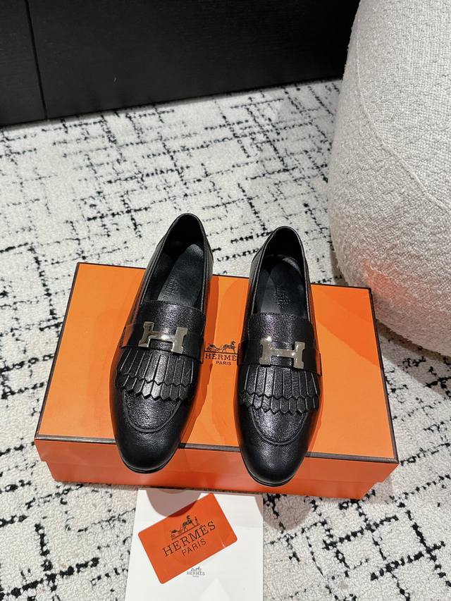 Top versionThe classic Hermes 25Ss is undoubtedly the leader in luxury goods. Ev