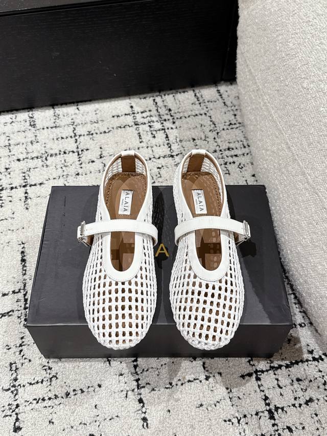 Alaia Alaia 25 Spring and Summer Newest Retro Straw Ballet Flats The king of tai
