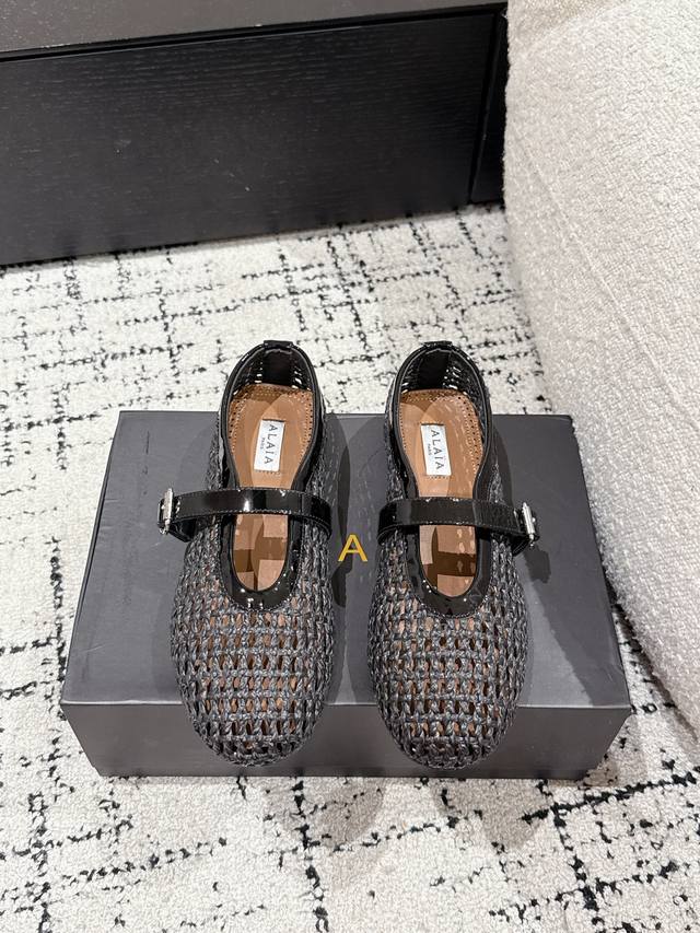 Alaia Alaia 25 Spring and Summer Newest Retro Straw Ballet Flats The king of tai