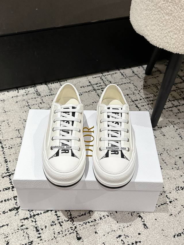 Top version Dior 25 Walk'N series old flower embroidered thick-soled canvas sho