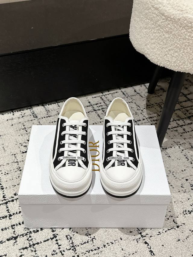 Top version Dior 25 Walk'N series old flower embroidered thick-soled canvas sho