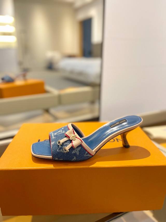 Price P: The latest L store's latest catwalk slippers, the official website ser