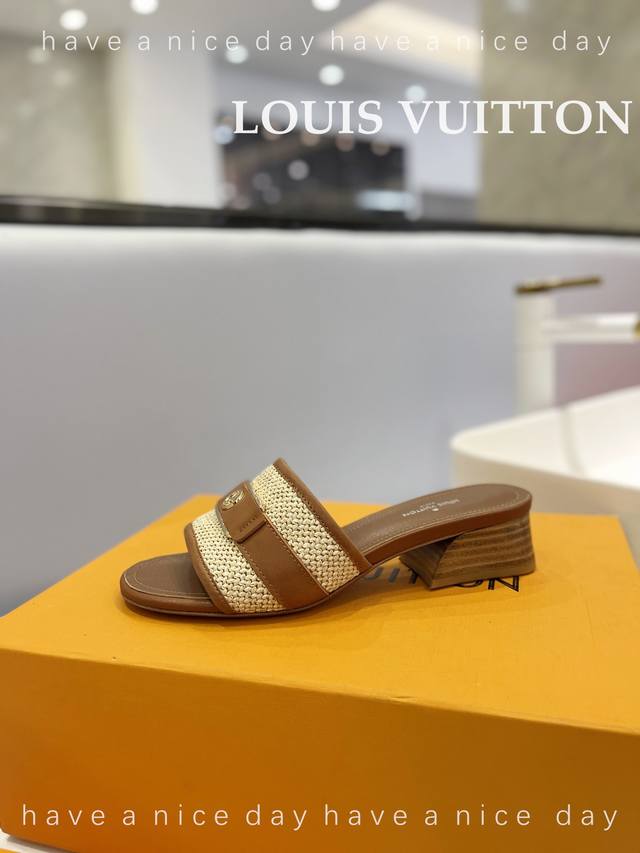 Price P: Purchasing-level L's official website catwalk sandals, classic boots +
