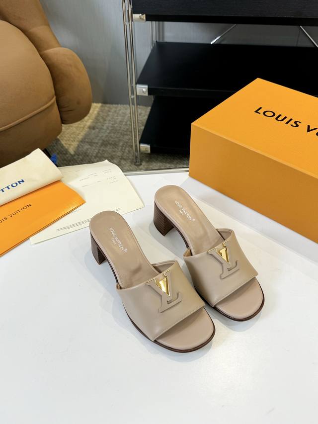Factory P price Louis Vuitton Louis Vuitton women's spring and summer new sanda