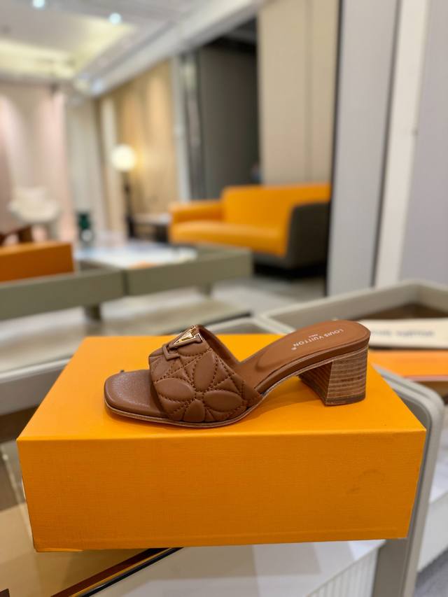 Price P: Purchasing level, Louis Vuitton 2025 official website series slippers!