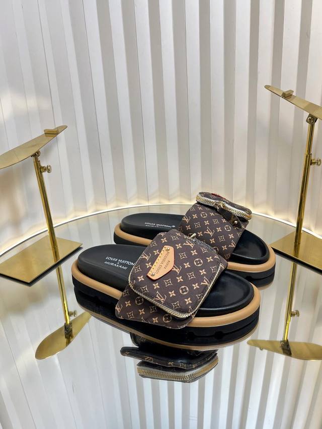 Lv 2025 popular embossed logo sandals Pool Pillow Comfort flat sandals Made of h