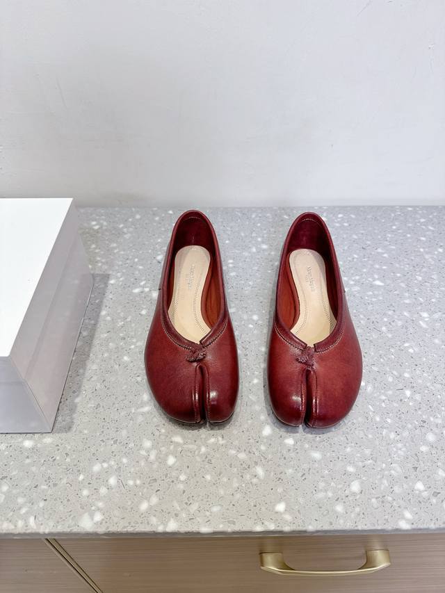 Dongguan goods come with airplane box packagingMaison Margiela Mm6 Margiela 25Ss