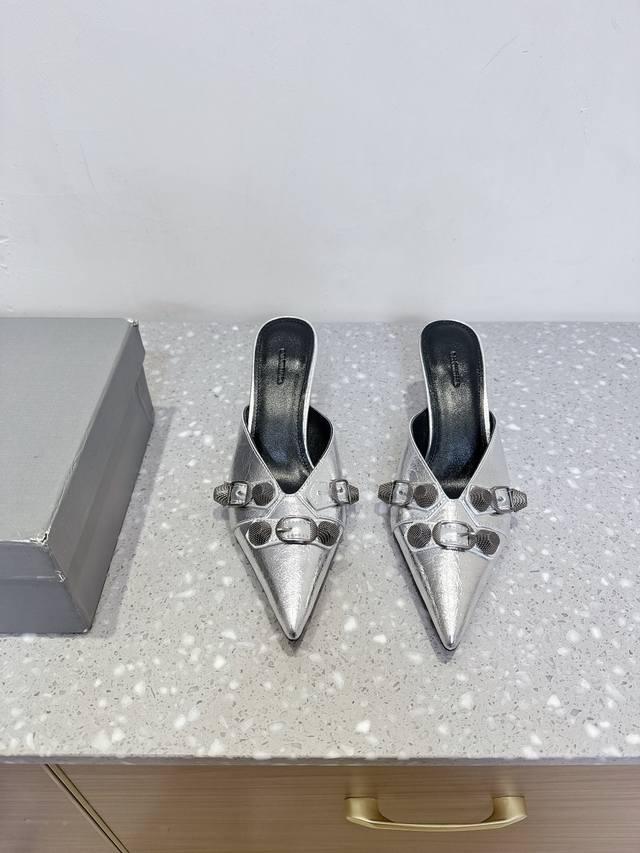 Balenciaga Parisian family 25Ss spring and summer new metal rivet high heel poin