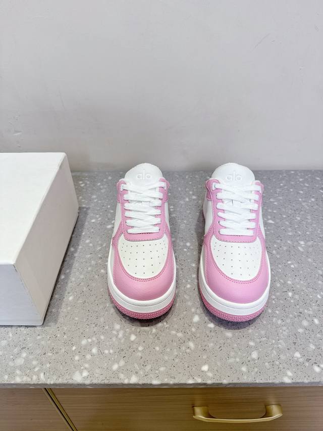 Alo Niche fashion brand 25Ss new spring and summer thick-soled white shoes, casu