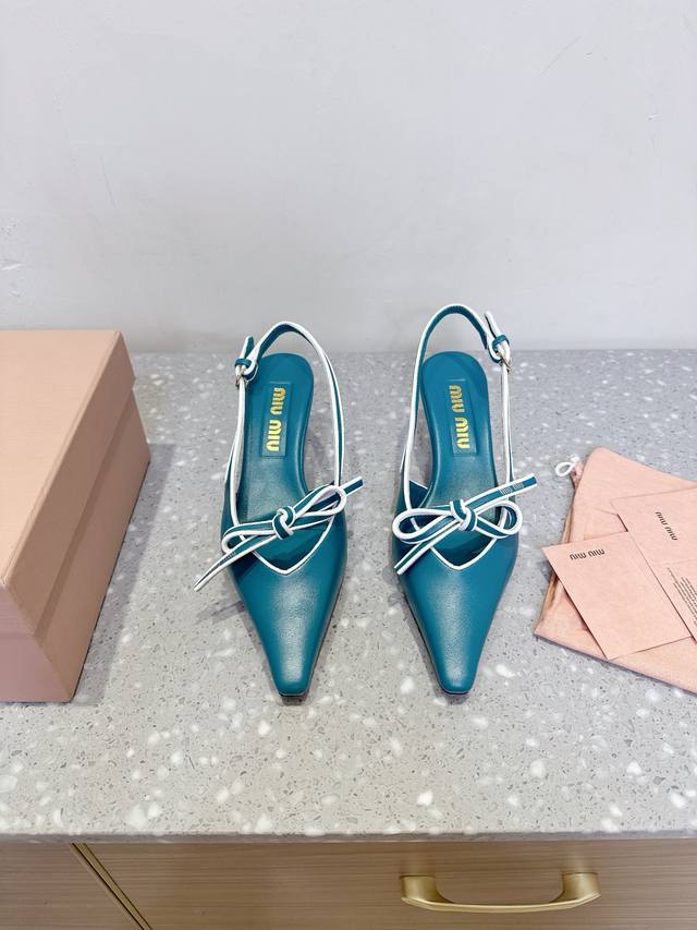 4.5Cm Miumiu Miu Miu 25Ss Spring and Summer New Retro Bow Pointed High Heel Sand