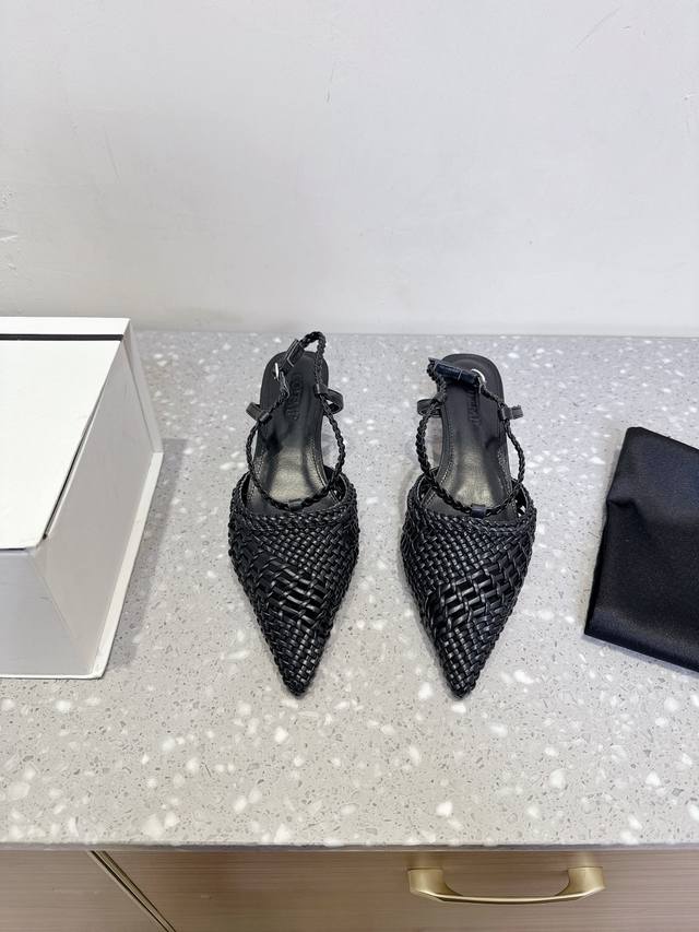 Cotemp niche fashion brand 25Ss new spring and summer French woven kitten heel s