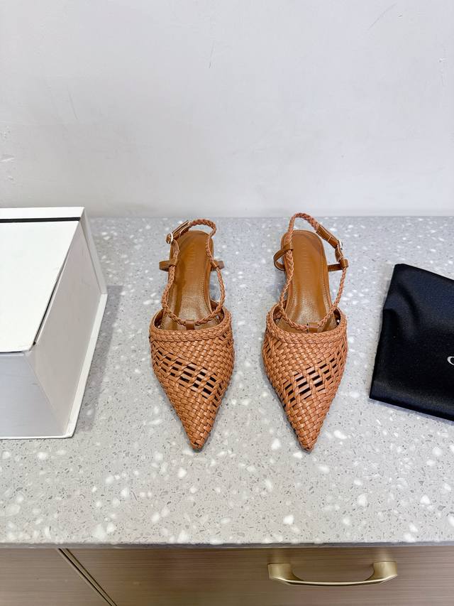 Cotemp niche fashion brand 25Ss new spring and summer French woven kitten heel s