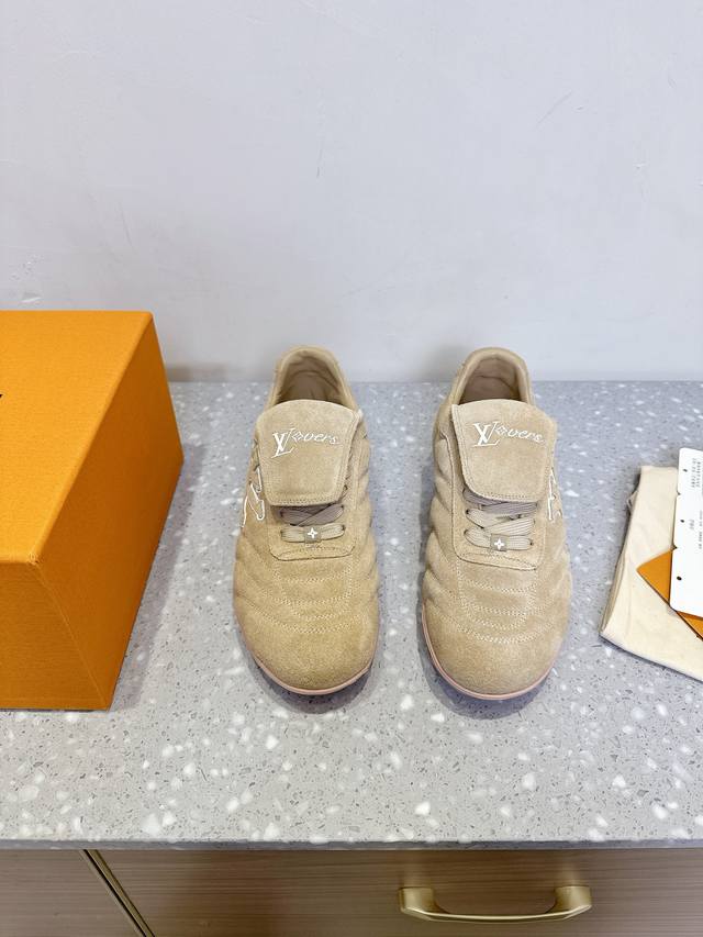 Louis Vuitton Louis Vuitton 25Ss Spring/Summer New Footprint Series Couple Sneak