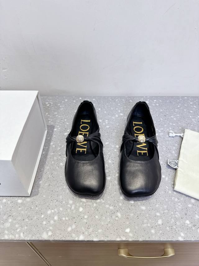 Comes with airplane box packaging Loewe 25Ss new spring and summer soft ballet