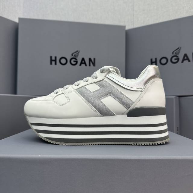 Hogan top version!! resort series new top version is now on sale. The top versio