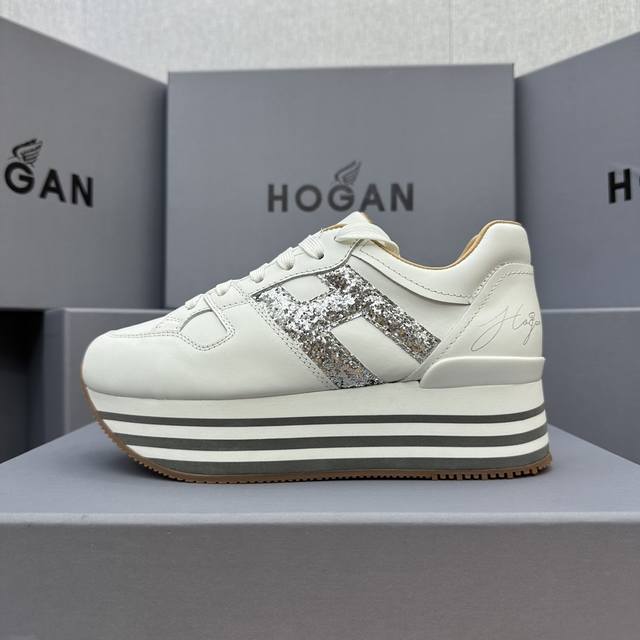 Hogan top version!! resort series new top version is now on sale. The top versio