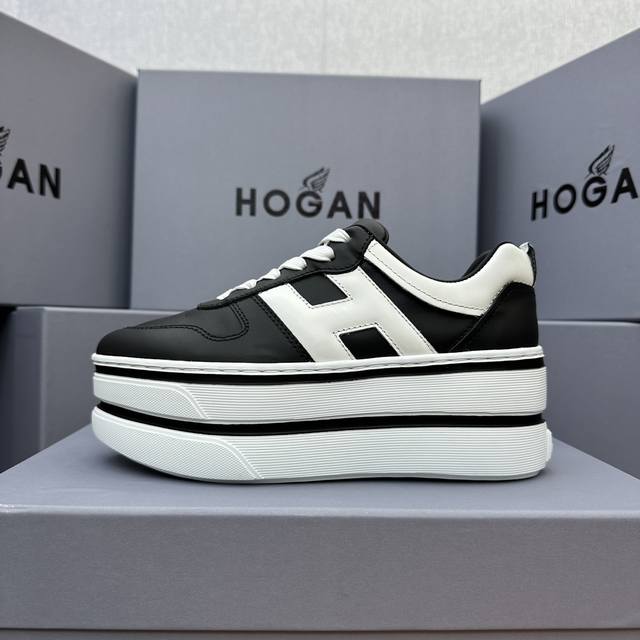 Hogan Double Bar Series Show a sweet girlish feeling, wear double bar shoes, sho