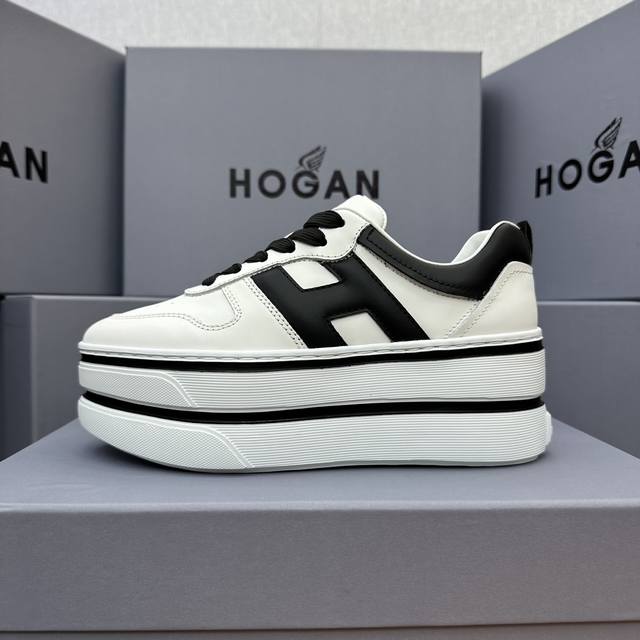Hogan Double Bar Series Show a sweet girlish feeling, wear double bar shoes, sho