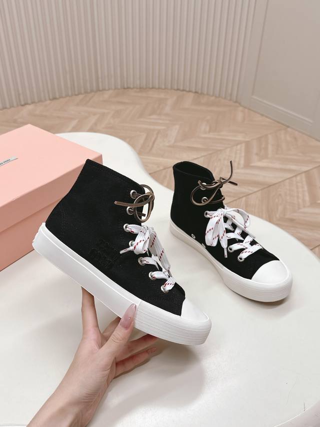 High-top, low-top, half-drag, cloth surface Miumiu Miu Miu 25 spring and summer