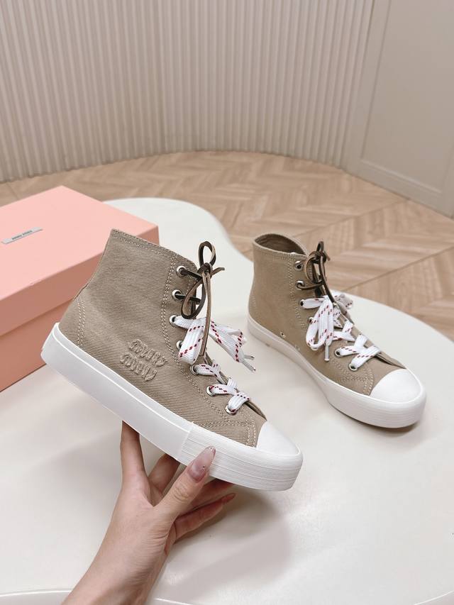 High-top, low-top, half-slip, cloth surface Miumiu Miu Miu 25 spring and summer