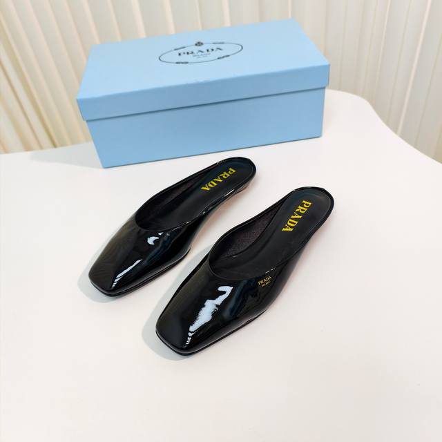 Original development and purchasing level Prada 25Ss spring and summer new flat