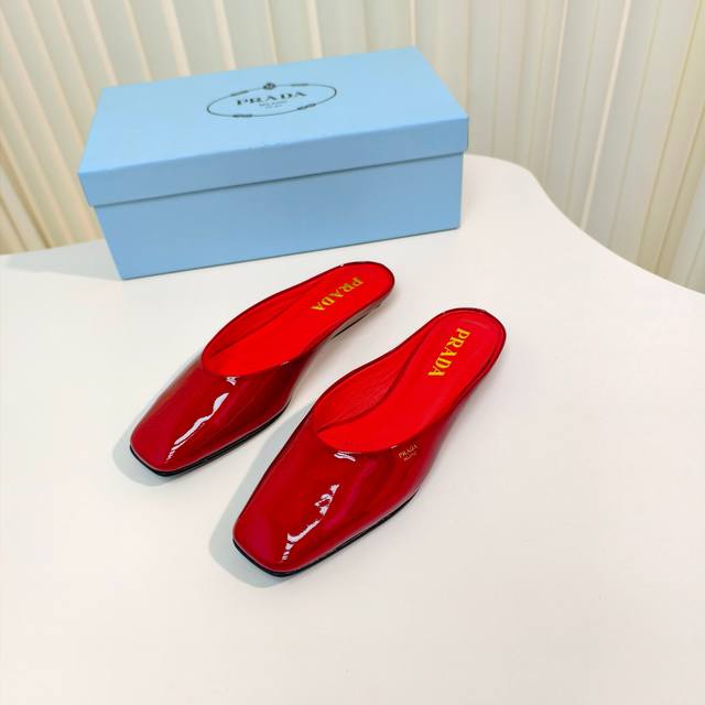 Original development and purchasing level Prada 25Ss spring and summer new flat