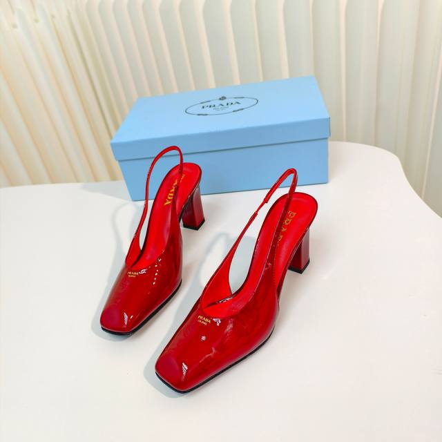Original development purchasing level back sandals Prada Prada 25Ss spring and