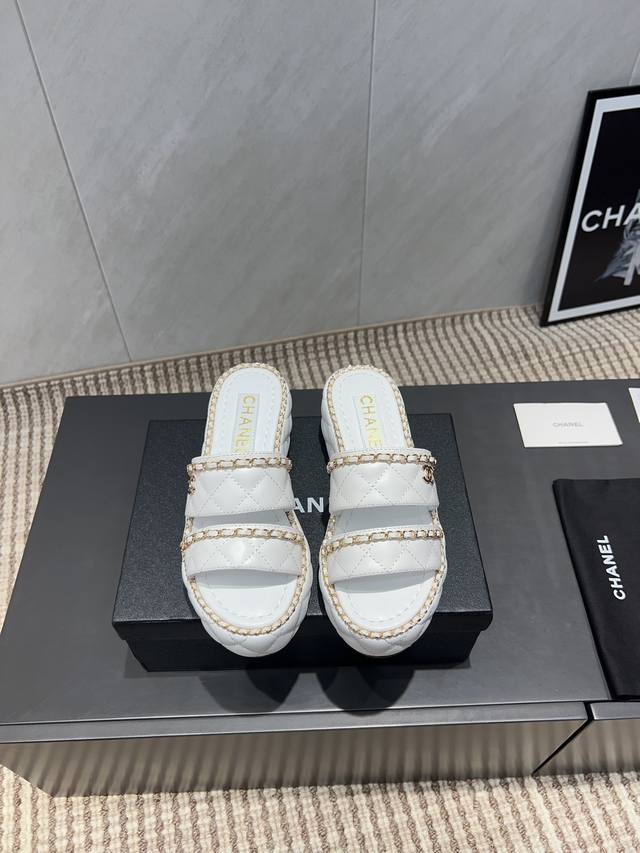 Factory: Exclusive top version Chane*L Xiaoxiang 2025Vs hot-selling sandals ser