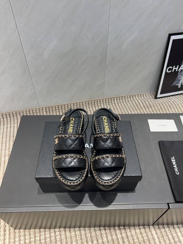 Factory: Exclusive top version Chane*L Xiaoxiang 2025Vs hot-selling sandals ser