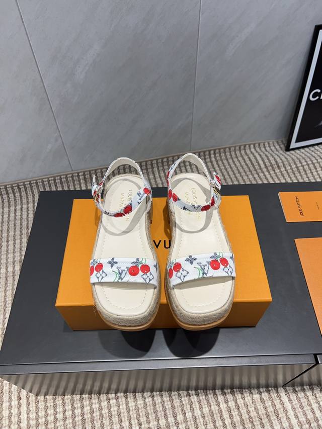 Factory: Exclusive top version L*V Donkey brand 2025Vs summer latest hot-sellin