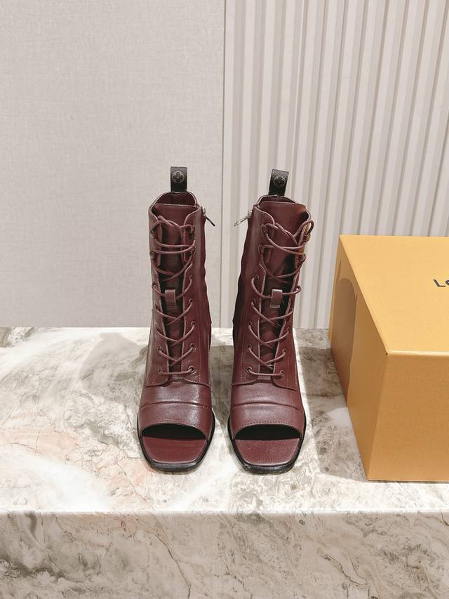Lace-up fish-mouth boots Lv Louis Vuitton counter's latest 2025 lace-up fish-mo