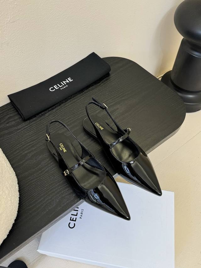 Celin*Classic retro pointed high heels Celin's series is really retro Unbeatable