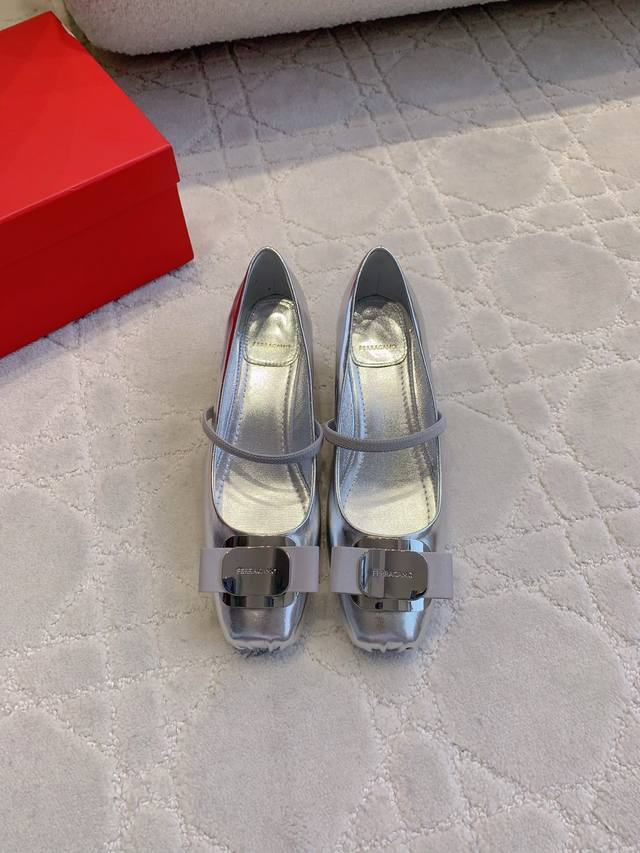 factory price P Ferragam* new Mary Jane ballet shoes are very exquisitely desig
