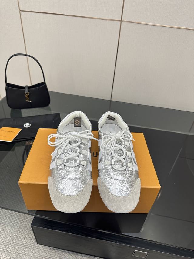 Lv Sneakerina Ballet Sneakers Lv Sneakerina German Training Shoes The same Lv Sn