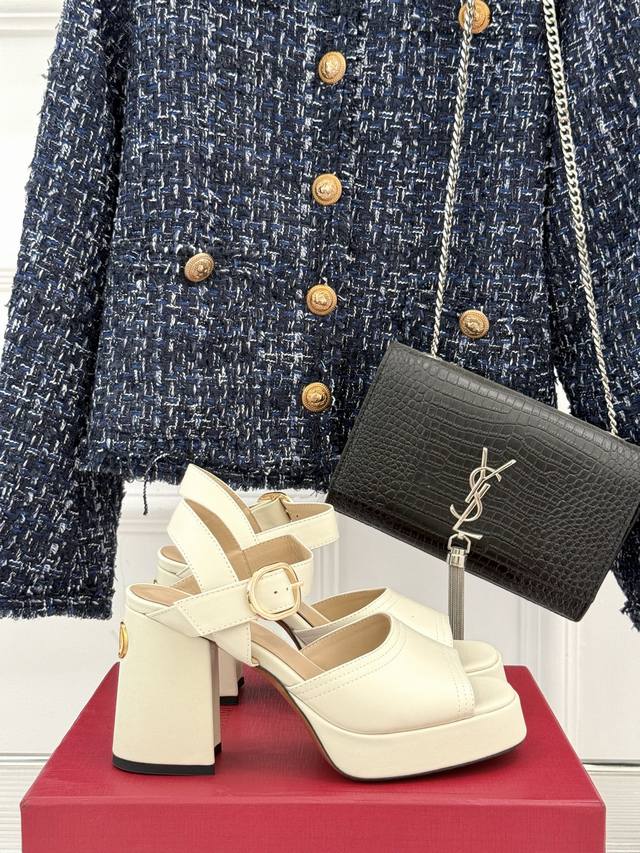 Factory price Valentino 25Ss Spring and Summer New waterproof platform high-hee