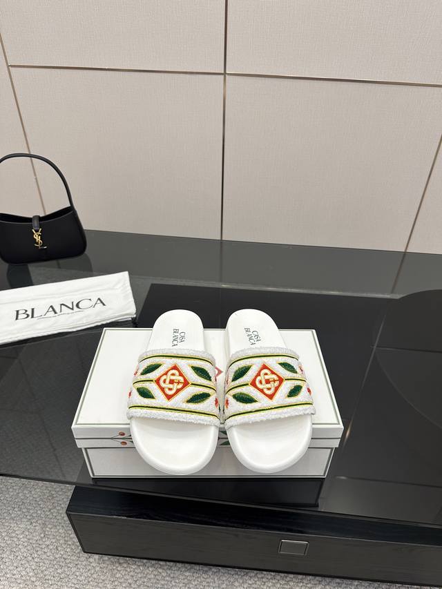 Casablanca Popular Slippers Casa Blanca Slippers from the Casablanca brand, Casa