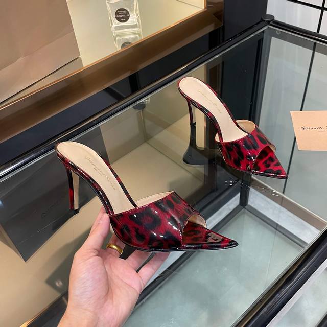 Gianvito Rossi 2025 new slippers Original development Top version Purchasing qua