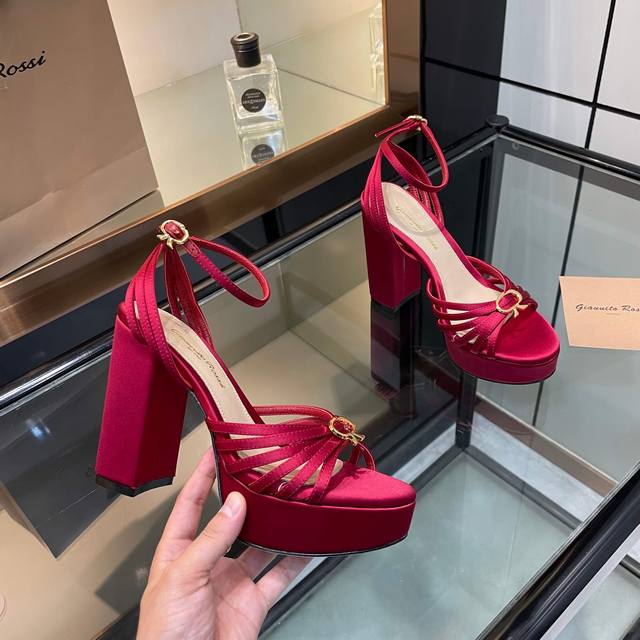 Gianvito Rossi 2025 new sandals Original development Top version Purchasing qual