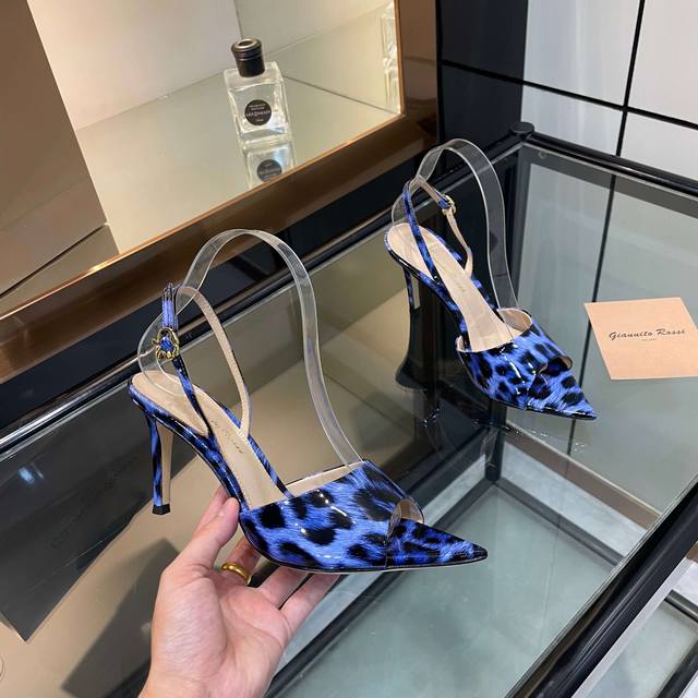 Gianvito Rossi 2025 new sandals Top version Purchasing quality This pair of poin