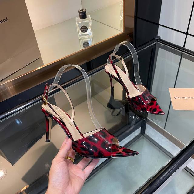 Gianvito Rossi 2025 new sandals Top version Purchasing quality This pair of poin
