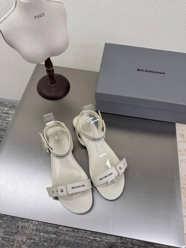 Flat-soled striped sandals Balenciag Off-white fabric calfskin Lambskin lining R