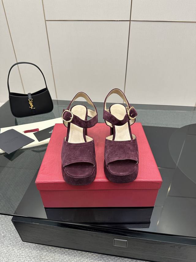 Valentino 25Ss Spring and Summer New waterproof platform high-heeled sandals A p