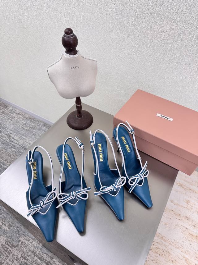Miu'miu 25 Early Autumn Back Heel High Heel Series Classic Peacock Blue Bowknot