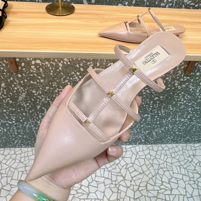 Valentino Valentino's hottest new product The new mules are so comfortable to we