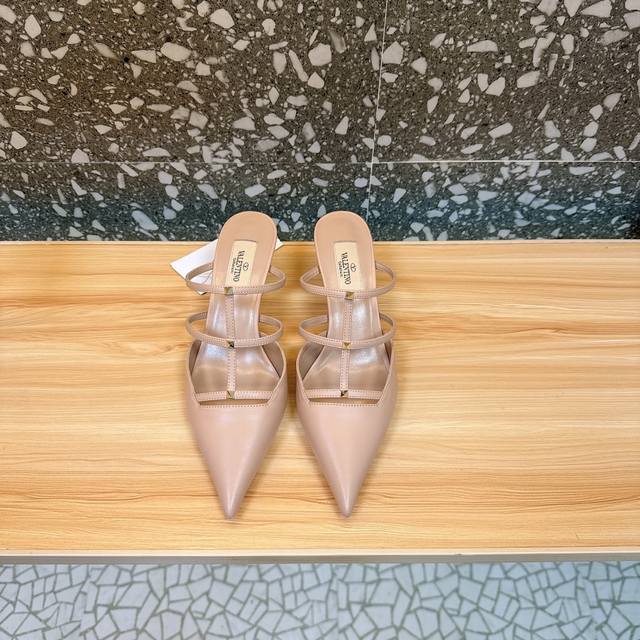 Valentino Valentino's hottest new product The new mules are so comfortable to we
